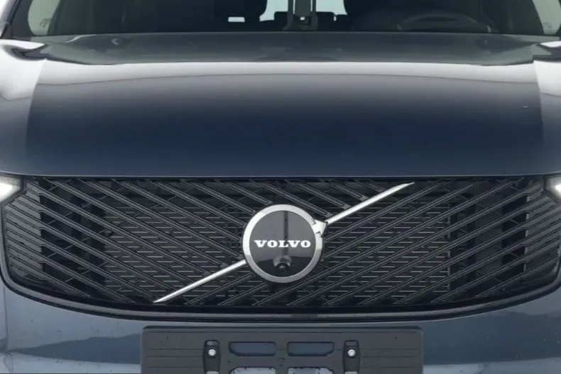 Volvo XC90 din 2025 cu 16.500 km - oferta VOL209588 - foto 5