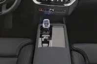 Volvo XC90 din 2025 cu 16.500 km - oferta VOL209588 - foto 9
