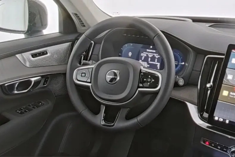 Volvo XC90 din 2025 cu 16.500 km - oferta VOL209588 - foto 14