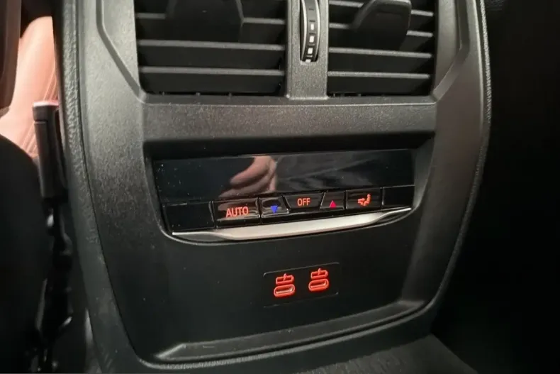 BMW M3 (Seria 3) din 2025 cu 9.150 km - oferta BMW209589 - foto 17