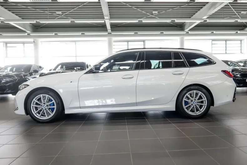 BMW M340i (Seria 3) din 2025 cu 14.685 km - oferta BMW209591 - foto 5
