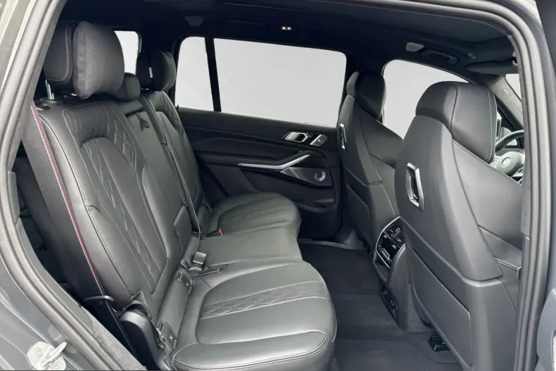 BMW X7 M60 (Seria X) din 2023 cu 19.034 km - oferta BMW209593 - foto 11