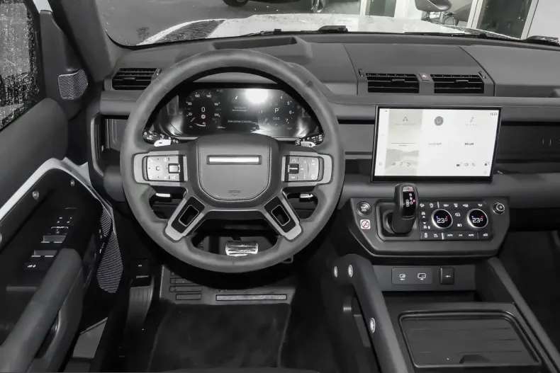 Land Rover Defender din 2023 cu 29.089 km - oferta LAN209599 - foto 18