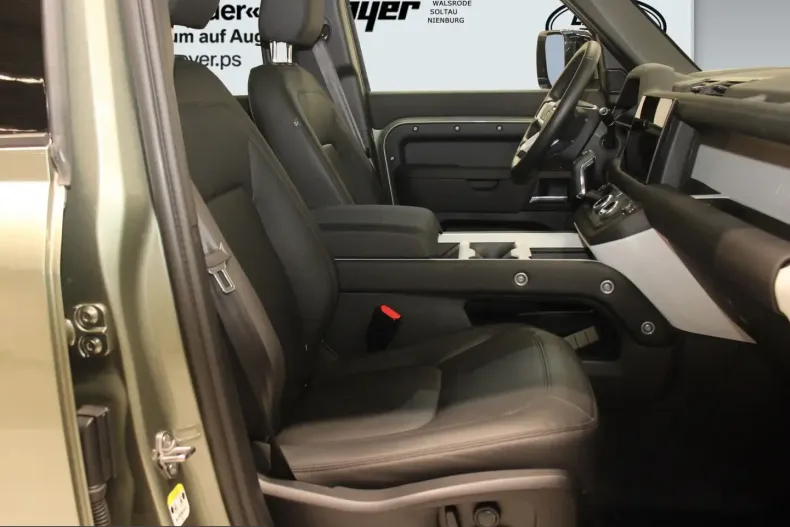 Land Rover Defender din 2024 cu 16.300 km - oferta LAN209601 - foto 6