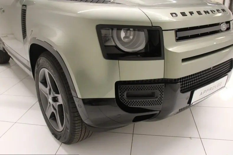 Land Rover Defender din 2024 cu 16.300 km - oferta LAN209601 - foto 10