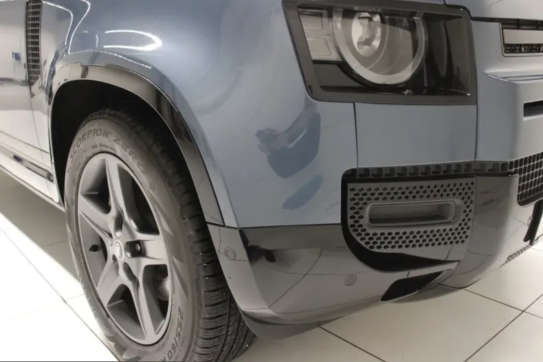 Land Rover Defender din 2025 cu 21.300 km - oferta LAN209602 - foto 10
