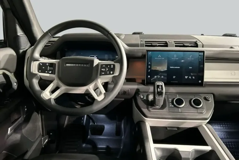 Land Rover Defender din 2024 cu 19.751 km - oferta LAN209603 - foto 4