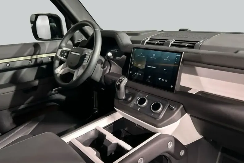 Land Rover Defender din 2024 cu 19.751 km - oferta LAN209603 - foto 15