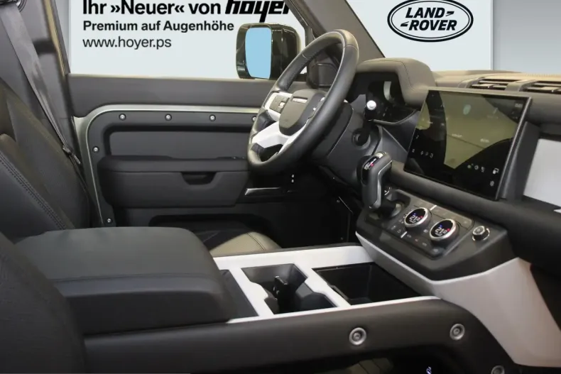 Land Rover Defender din 2024 cu 22.600 km - oferta LAN209604 - foto 4