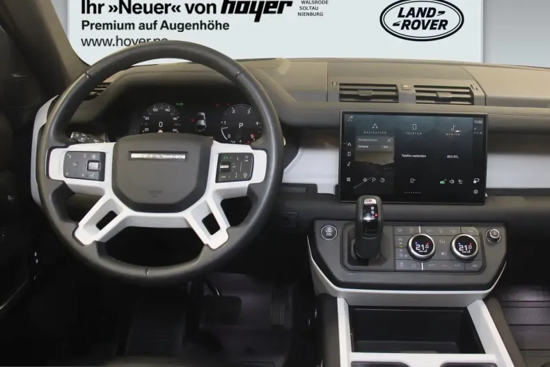 Land Rover Defender din 2024 cu 22.600 km - oferta LAN209604 - foto 5