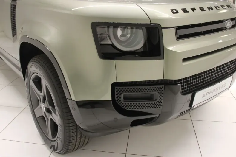 Land Rover Defender din 2024 cu 22.600 km - oferta LAN209604 - foto 10