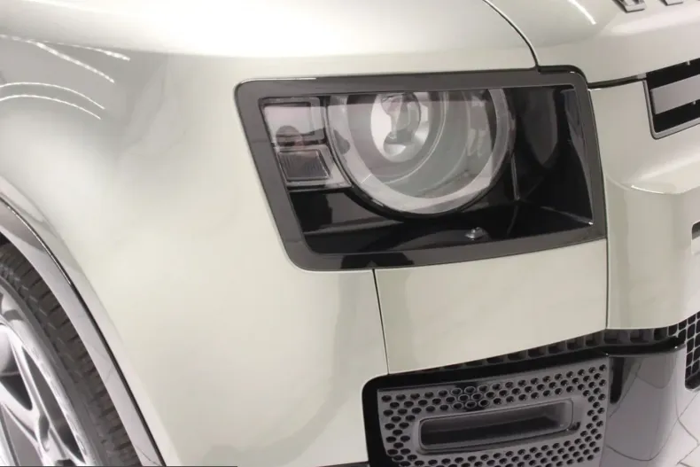 Land Rover Defender din 2024 cu 22.600 km - oferta LAN209604 - foto 22