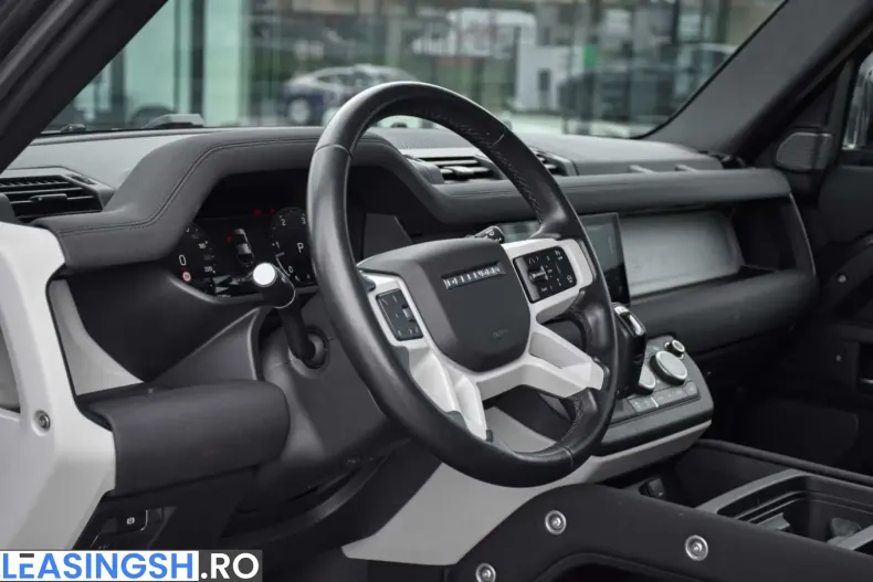 Land Rover Defender din 2024 cu 21.304 km - oferta LAN209605 - foto 8