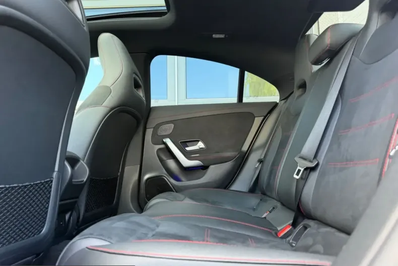 Mercedes-Benz CLA 250 (Clasa CLA) din 2022 cu 94.684 km - oferta MER209610 - foto 18