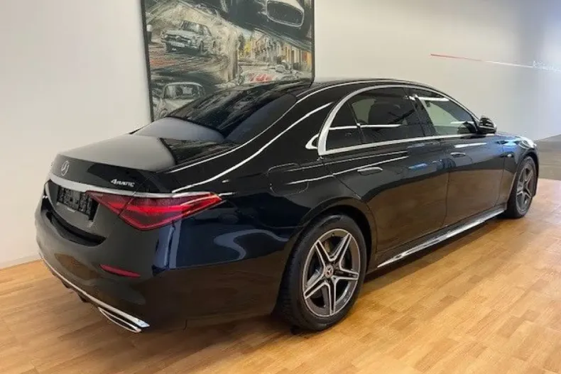 Mercedes-Benz S 580 (Clasa S) din 2025 cu 9.806 km - oferta MER209612 - foto 2
