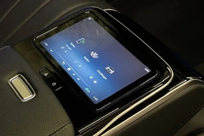 Mercedes-Benz S 580 (Clasa S) din 2025 cu 9.806 km - oferta MER209612 - foto 8