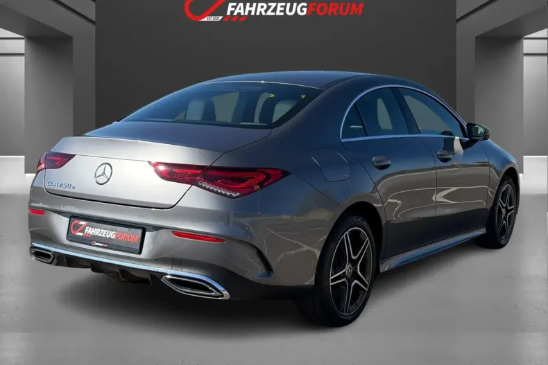 Mercedes-Benz CLA 250 (Clasa CLA) din 2022 cu 43.590 km - oferta MER209613 - foto 3