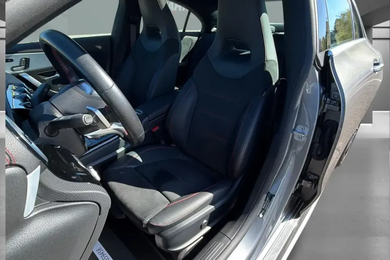 Mercedes-Benz CLA 250 (Clasa CLA) din 2022 cu 43.590 km - oferta MER209613 - foto 6