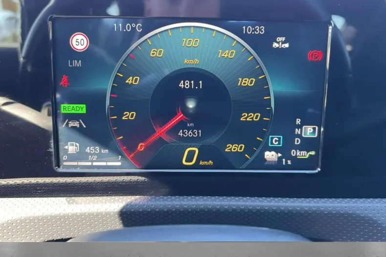 Mercedes-Benz CLA 250 (Clasa CLA) din 2022 cu 43.590 km - oferta MER209613 - foto 17