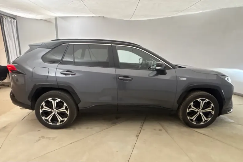 Toyota RAV4 din 2021 cu 117.000 km - oferta TOY209616 - foto 4
