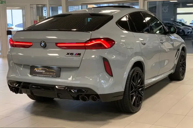BMW X6 M (Seria X) din 2024 cu 12.480 km - oferta BMW209628 - foto 2