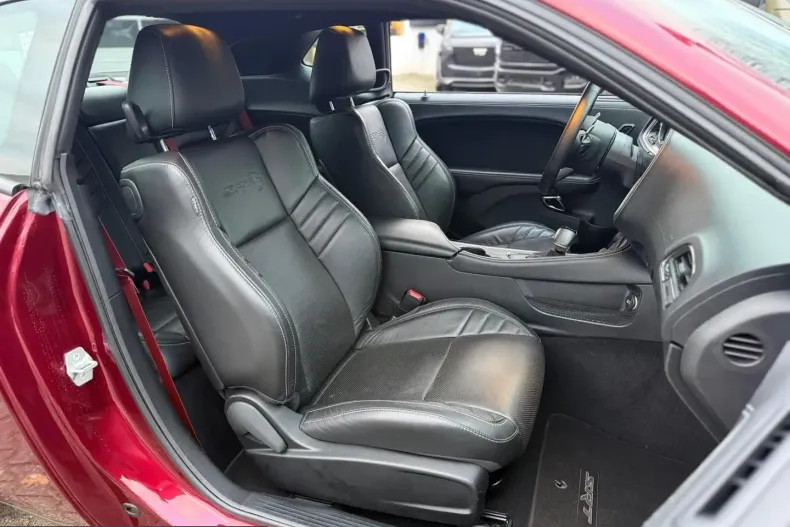 Dodge Challenger din 2022 cu 7.600 km - oferta DOD209634 - foto 18