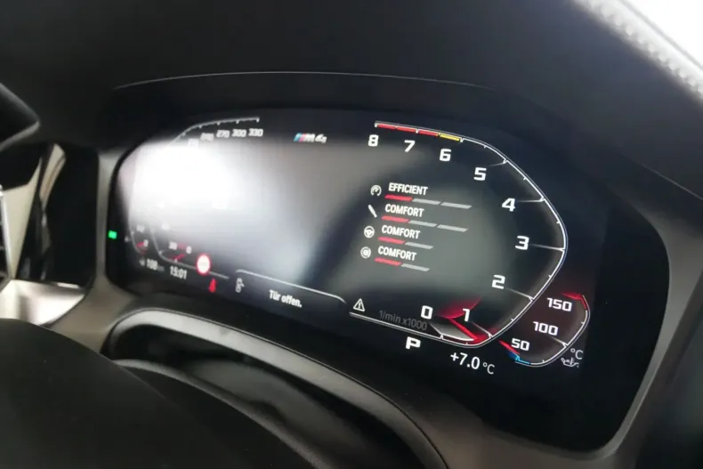 BMW M4 (Seria 4) din 2022 cu 12.507 km - oferta BMW209636 - foto 39