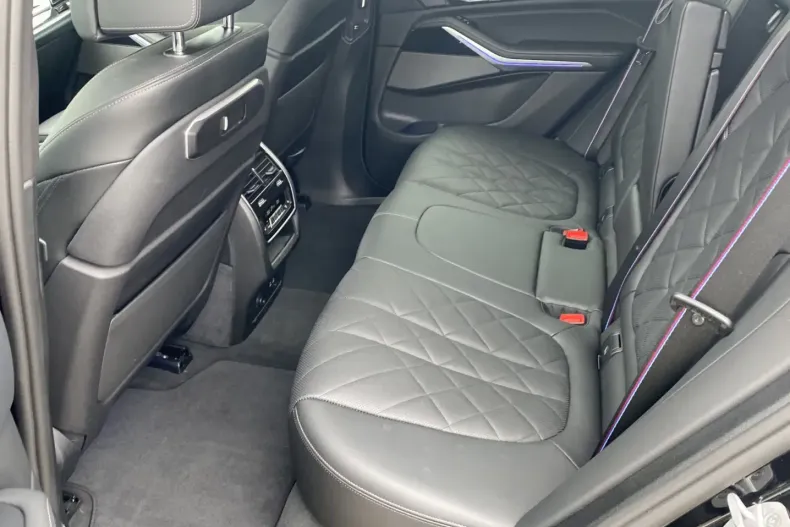 BMW X5 M60 (Seria X) din 2024 cu 25.400 km - oferta BMW209639 - foto 12