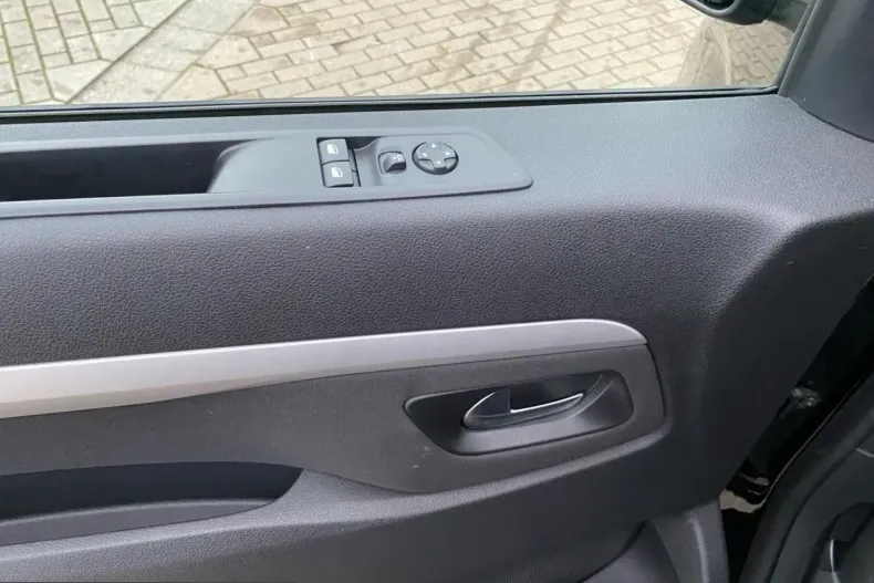 Toyota Proace (Verso) din 2024 cu 34.347 km - oferta TOY209642 - foto 23
