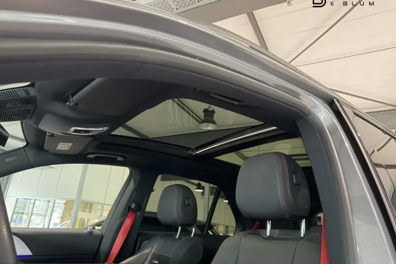 Mercedes-Benz GLE 53 AMG (Clasa GLE) din 2025 cu 16.200 km - oferta MER209646 - foto 16