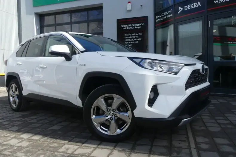 Toyota RAV4 din 2021 cu 69.854 km - oferta TOY209658 - foto 1