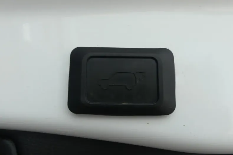 Toyota RAV4 din 2021 cu 69.854 km - oferta TOY209658 - foto 21