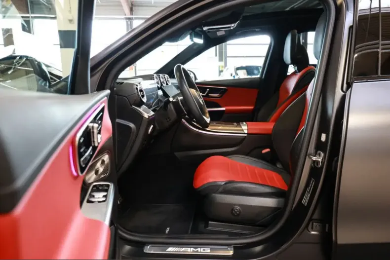 Mercedes-Benz GLC 43 AMG (Clasa GLC) din 2024 cu 19.156 km - oferta MER209664 - foto 9