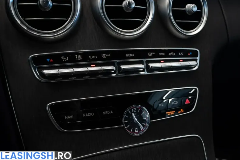 Mercedes-Benz C 63 AMG (Clasa C) din 2021 cu 22.151 km - oferta MER209666 - foto 30