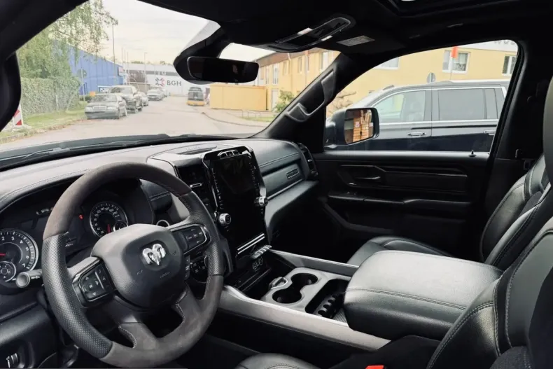 Dodge RAM din 2023 cu 27.900 km - oferta DOD209669 - foto 33