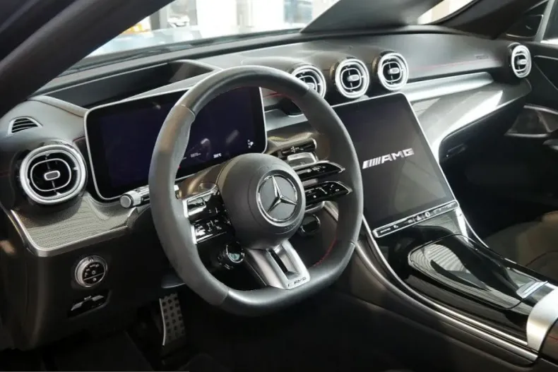 Mercedes-Benz C 43 AMG (Clasa C) din 2024 cu 8.853 km - oferta MER209670 - foto 8