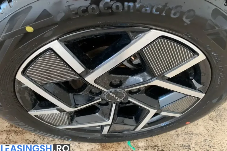 BYD ATTO 3 din 2023 cu 9.342 km - oferta BYD209680 - foto 6
