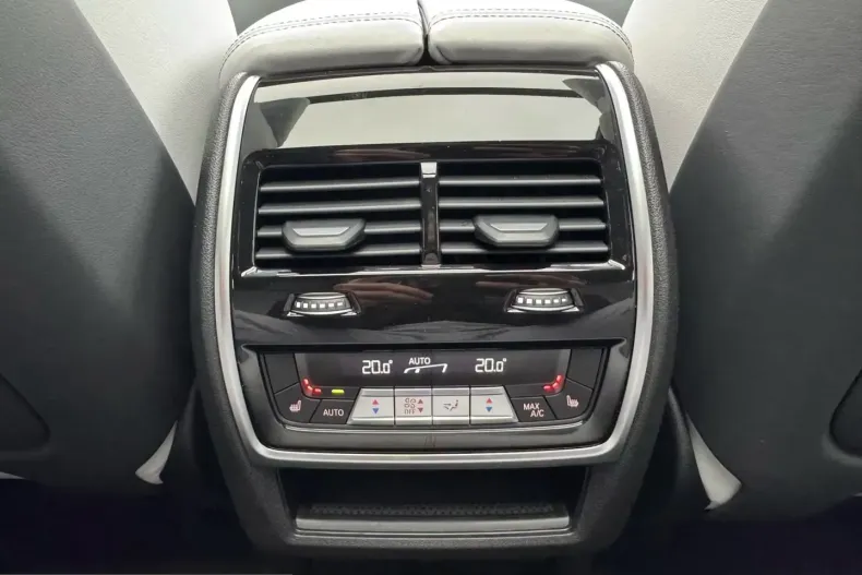 BMW X6 M (Seria X) din 2024 cu 15.000 km - oferta BMW209688 - foto 22