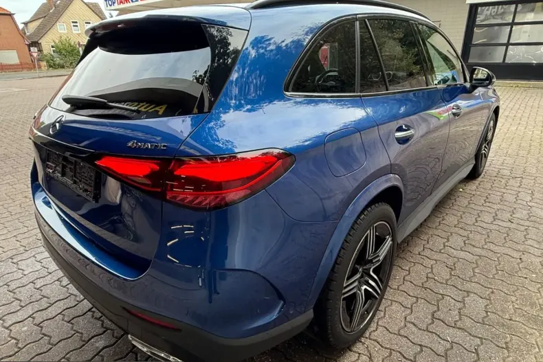 Mercedes-Benz GLC 200 (Clasa GLC) din 2023 cu 4.210 km - oferta MER209690 - foto 13