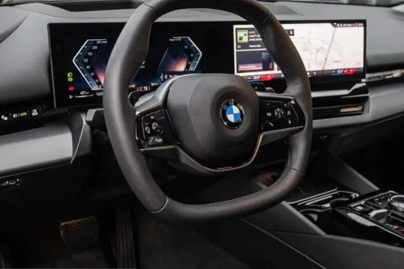 BMW 520 (Seria 5) din 2024 cu 19.900 km - oferta BMW209691 - foto 8