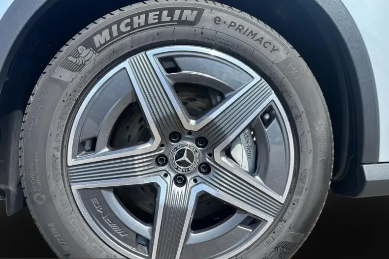 Mercedes-Benz GLC 200 (Clasa GLC) din 2024 cu 13.500 km - oferta MER209693 - foto 10