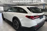 Mercedes-Benz E 450 (Clasa E) din 2023 cu 24.999 km - oferta MER209694 - foto 3