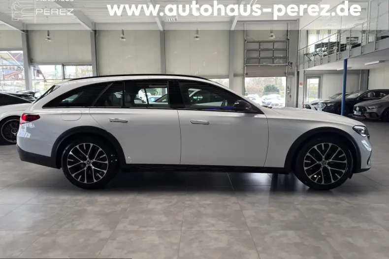 Mercedes-Benz E 450 (Clasa E) din 2023 cu 24.999 km - oferta MER209694 - foto 5