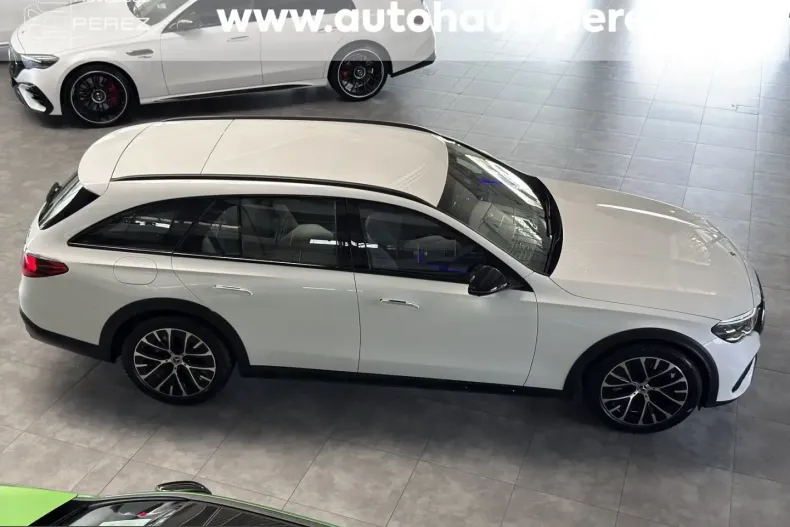 Mercedes-Benz E 450 (Clasa E) din 2023 cu 24.999 km - oferta MER209694 - foto 6