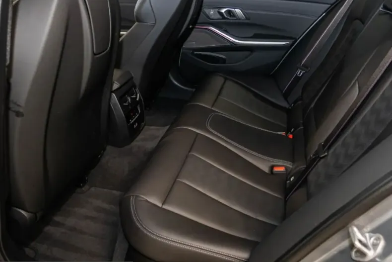 BMW M3 (Seria 3) din 2025 cu 19.200 km - oferta BMW209703 - foto 14