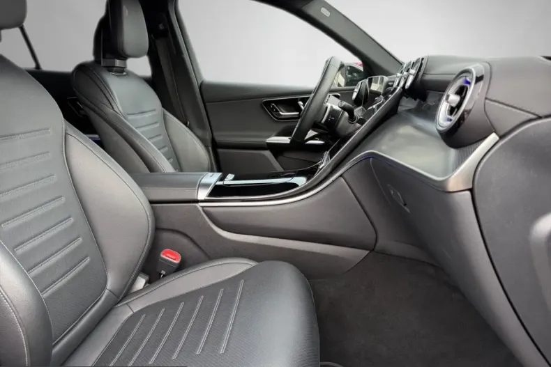 Mercedes-Benz GLC 200 (Clasa GLC) din 2025 cu 24.476 km - oferta MER209706 - foto 19