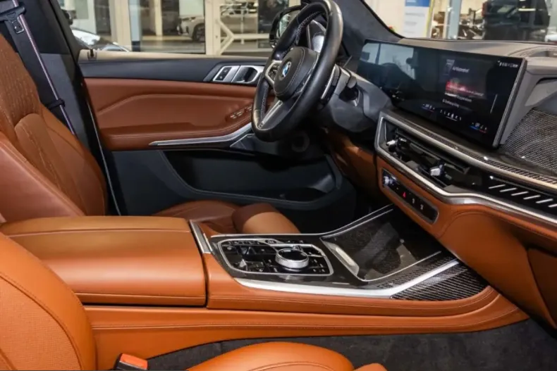 BMW X7 (Seria X) din 2023 cu 27.700 km - oferta BMW209707 - foto 8