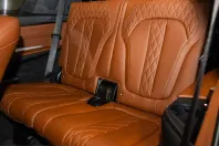 BMW X7 (Seria X) din 2023 cu 27.700 km - oferta BMW209707 - foto 16