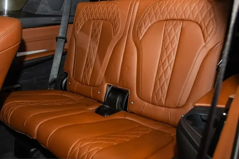 BMW X7 (Seria X) din 2023 cu 27.700 km - oferta BMW209707 - foto 16
