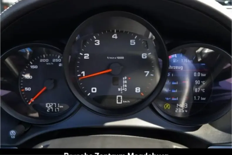 Porsche Boxster din 2024 cu 10.266 km - oferta POR209709 - foto 18